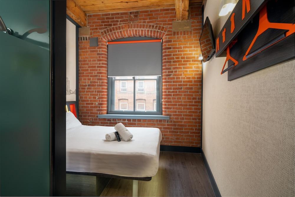 อีซีโฮเต็ล แมนเชสเตอร์ Hotel ภายนอก รูปภาพ
